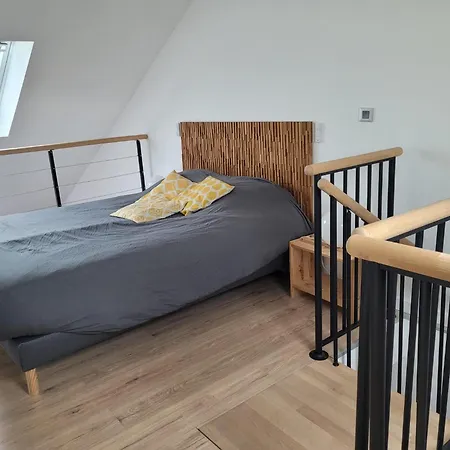 La Riviere Proche Et Centre De Daire