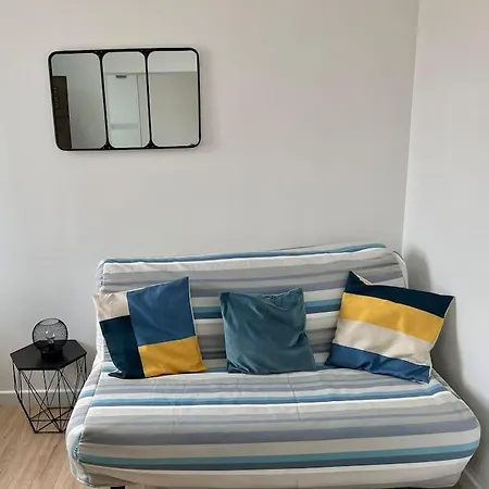 La Riviere Proche Et Centre De *